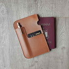 VIAJA SOLO Passport Sleeve